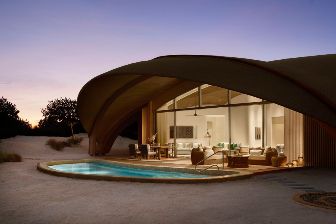Three-Bedroom Royal Nujuma Villa